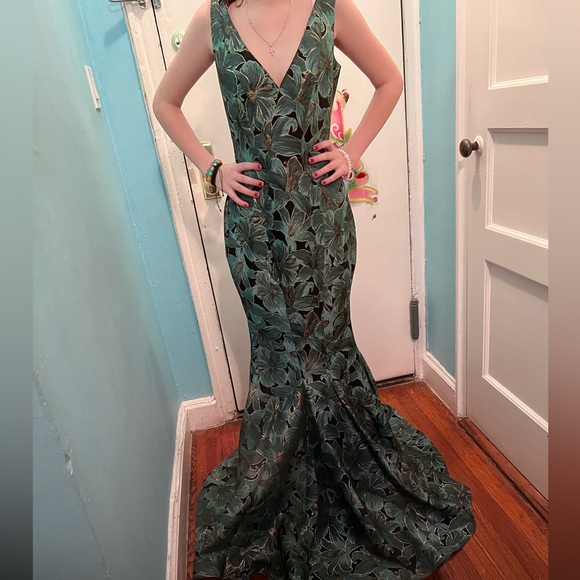 Zac Posen Dresses & Skirts - Long dress